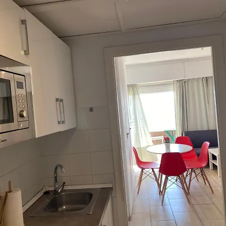 29th Floor & Sea View Apartment